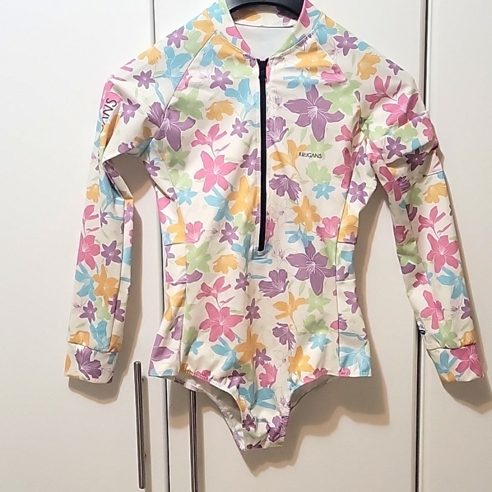 Krugans floral one piece Size Medium (Youth) - Picture 1 of 8